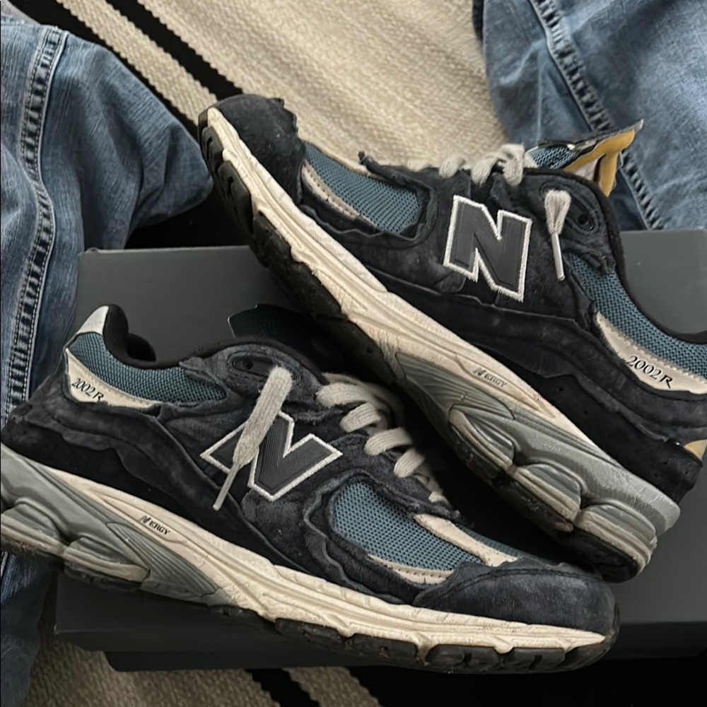 New Balance 2002r protection pack navy